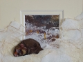 Hamster, bemaltes Holzobjekt auf handgeschöpftem Papier und Acrylarbeit